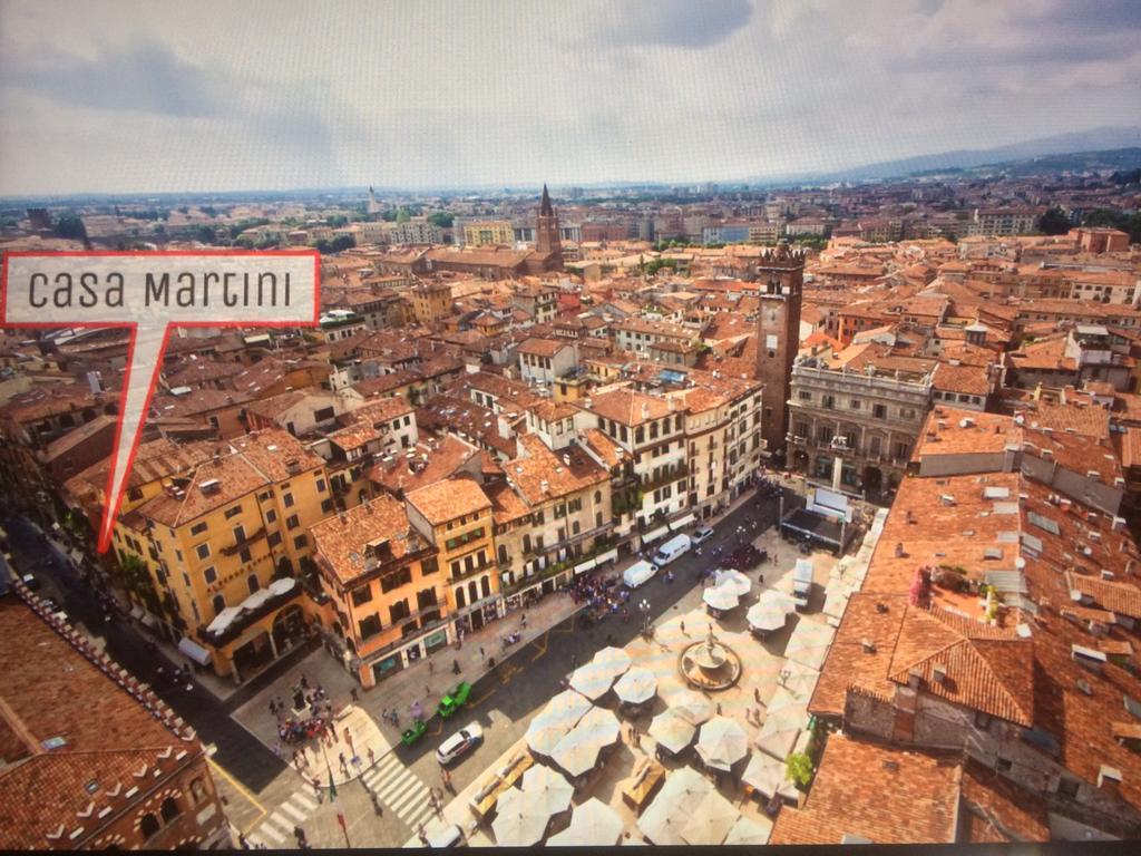 Casa Martini Piazza Erbe Apartment Verona Luaran gambar